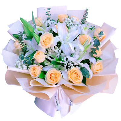 楚雄16朵香槟玫瑰2支百合，爱的温暖和幸福